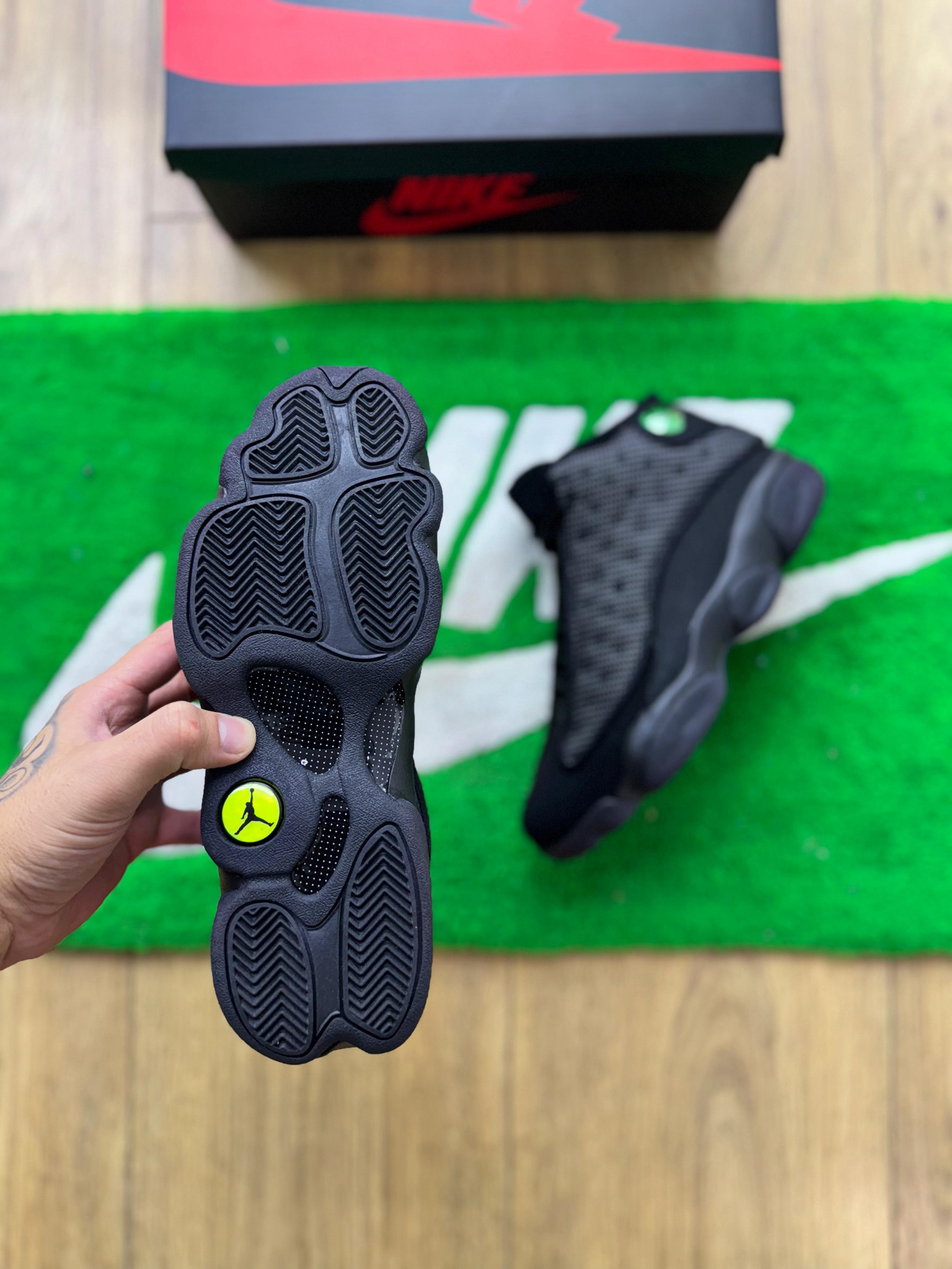 Zapatillas Nike Air Jordan 13 Black Cat